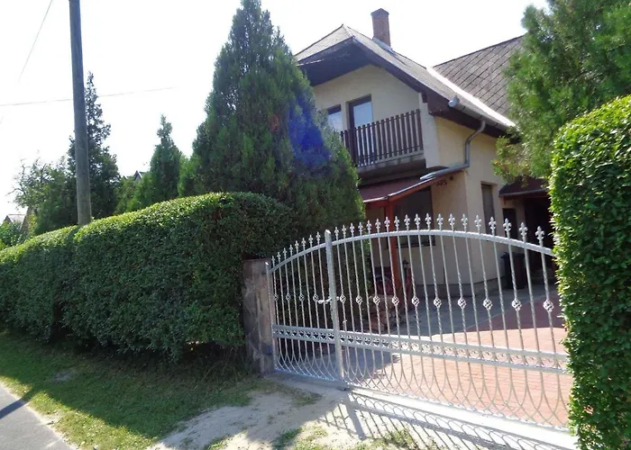 In 19443 Vakantiehuis Balatonmáriafürdő