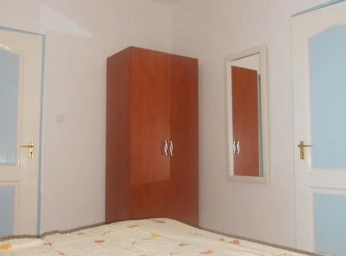 In 19443 * Balatonmáriafürdő